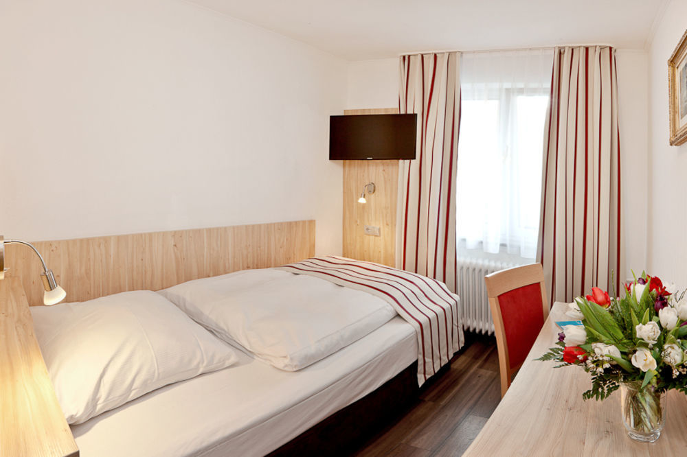 Hansa Hotel 3*